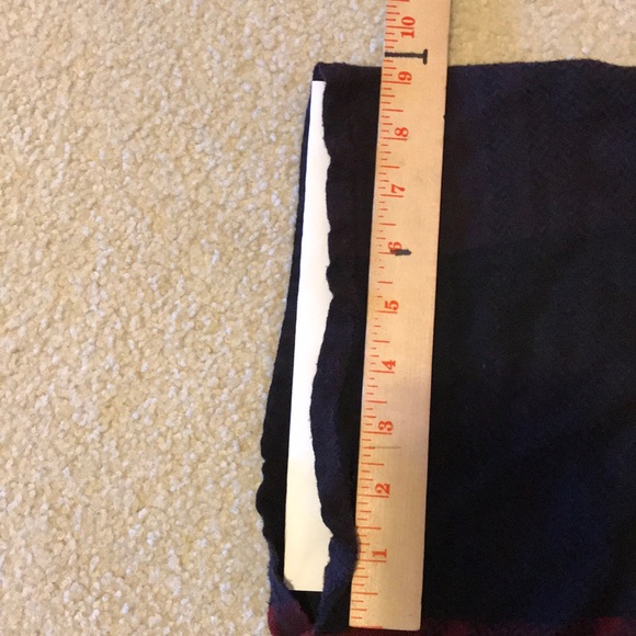 Loft strip long cozy comforting shawl sewn sides - Picture 8 of 13